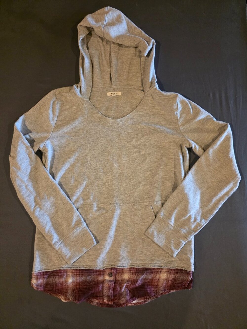 Maurices Women's XS Hooded Gray Long Sleeve Shirt